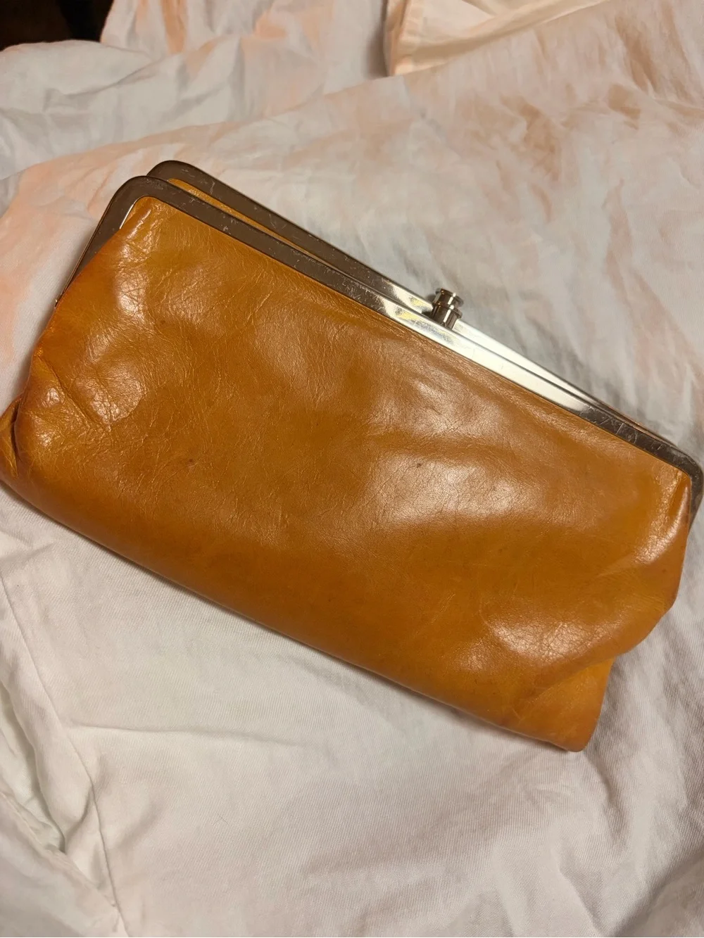 💛HOBO Mustard Leather Frame Clutch